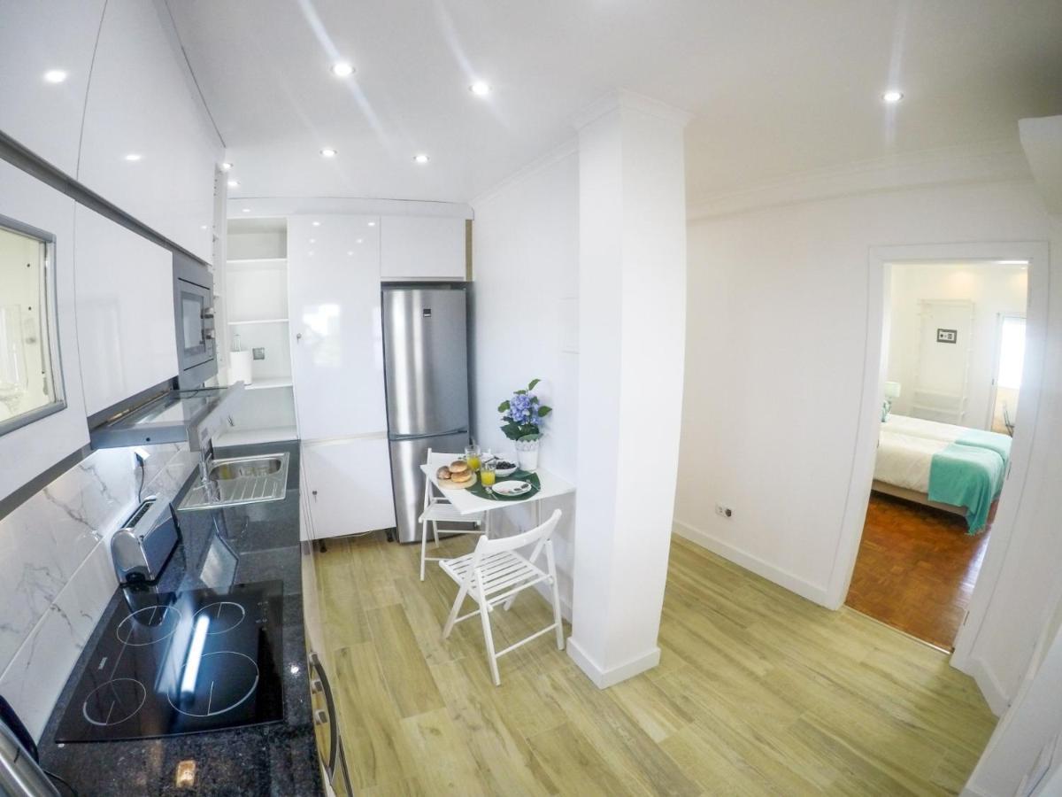 Luxury Flat In Faro Apartment Bagian luar foto