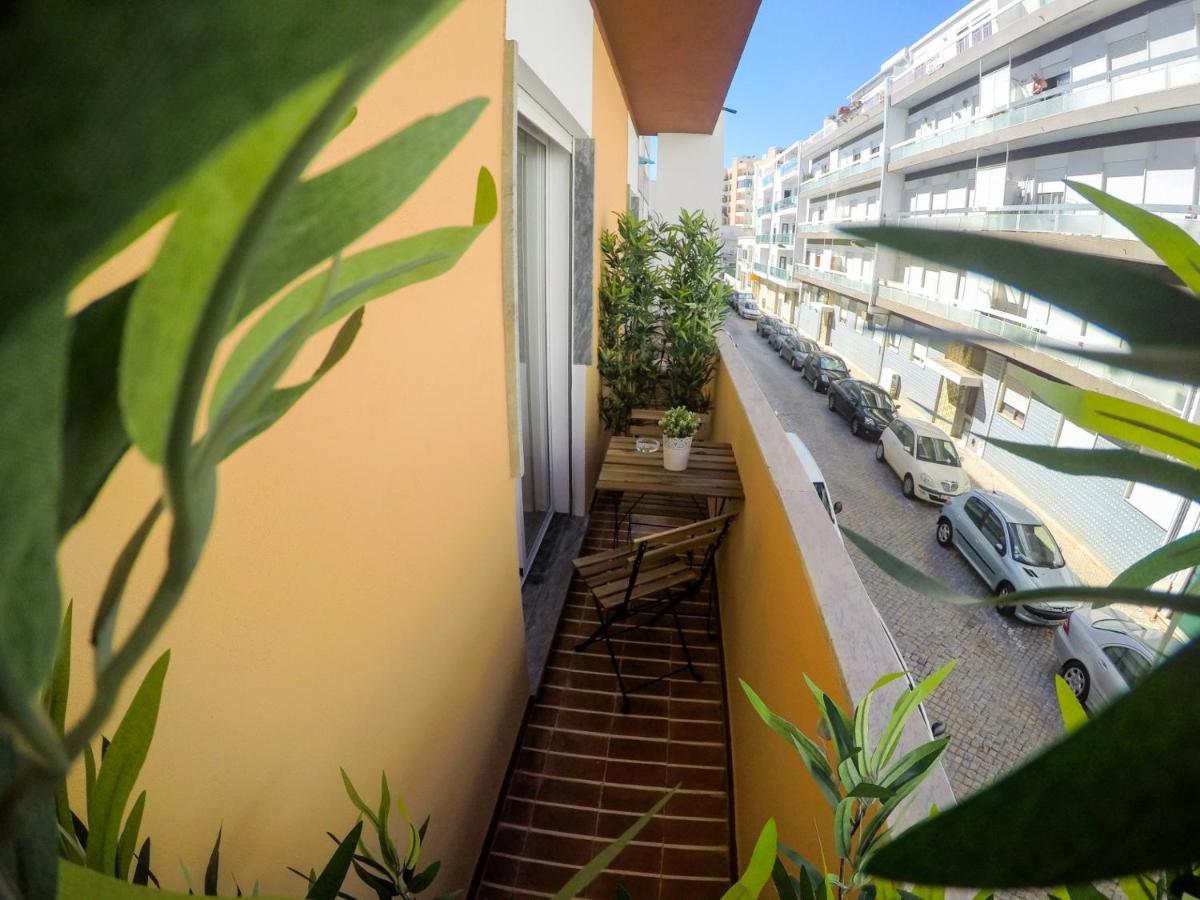 Luxury Flat In Faro Apartment Bagian luar foto