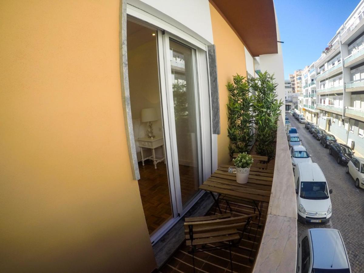 Luxury Flat In Faro Apartment Bagian luar foto