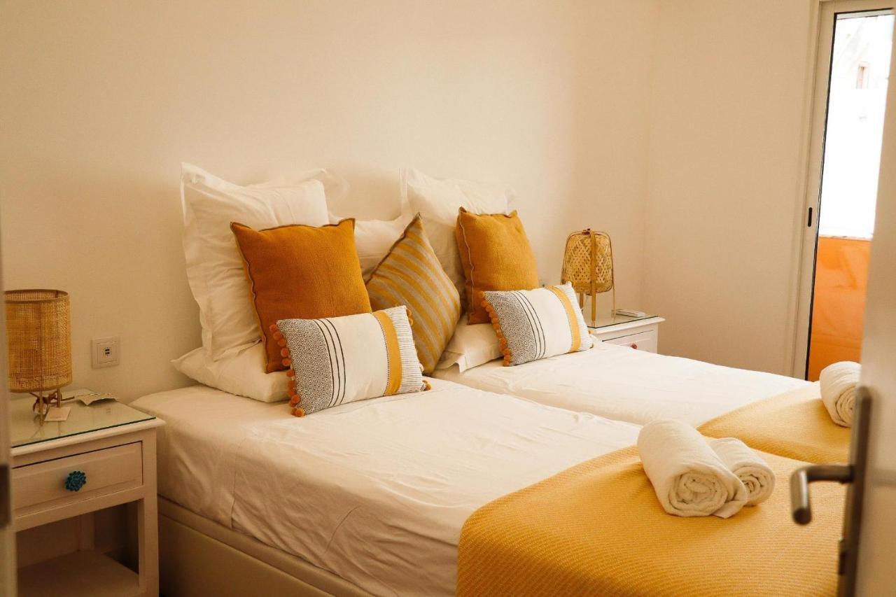 Luxury Flat In Faro Apartment Bagian luar foto