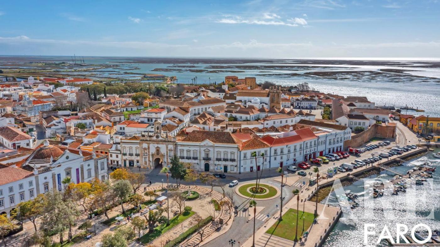 Luxury Flat In Faro Apartment Bagian luar foto
